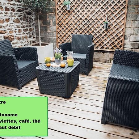 Superbe Appartement Avec Terrasse Au Calme Ernée المظهر الخارجي الصورة