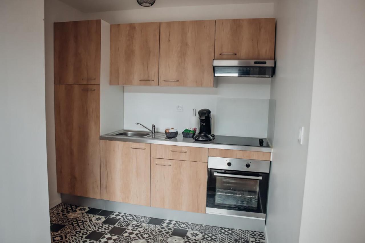 Superbe Appartement Avec Terrasse Au Calme Ernée المظهر الخارجي الصورة