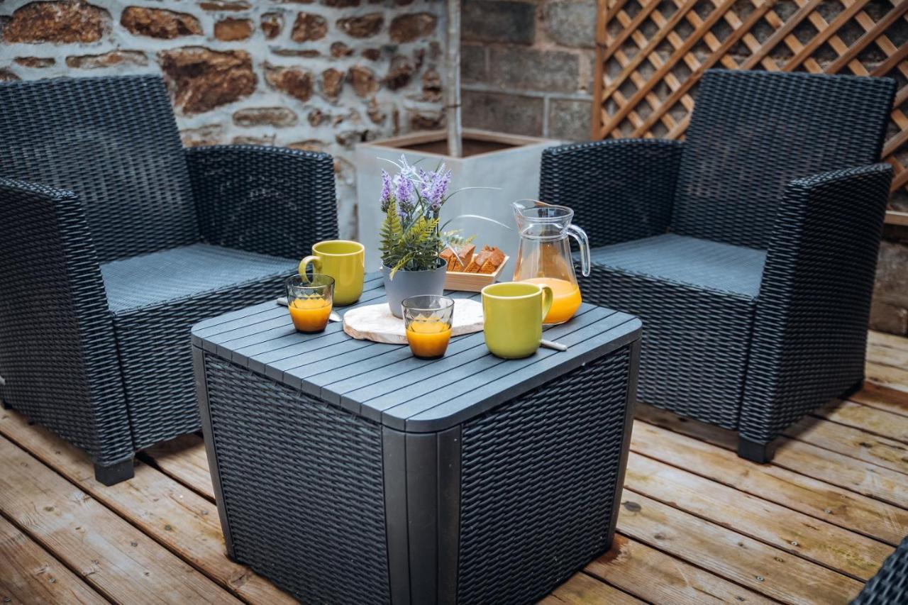 Superbe Appartement Avec Terrasse Au Calme Ernée المظهر الخارجي الصورة