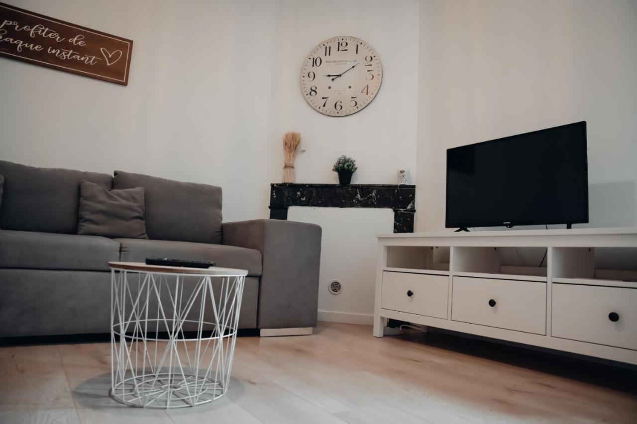 Superbe Appartement Avec Terrasse Au Calme Ernée المظهر الخارجي الصورة